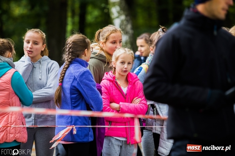 Zdjęcie w galerii na portalu naszraciborz.pl: Gminne sztafetowe biegi przełajowe w Tworkowie wiadomości z regionu