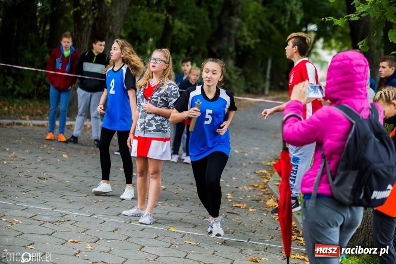 Zdjęcie w galerii na portalu naszraciborz.pl: Gminne sztafetowe biegi przełajowe w Tworkowie wiadomości z regionu