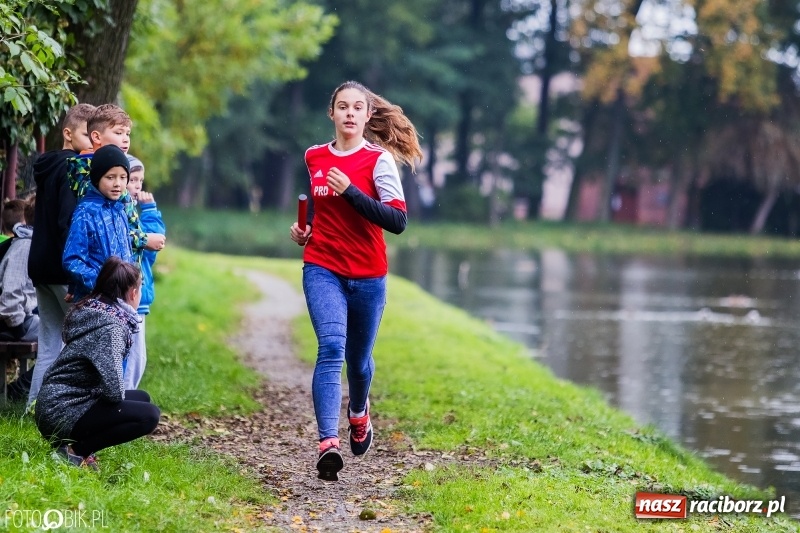 Zdjęcie w galerii na portalu naszraciborz.pl: Gminne sztafetowe biegi przełajowe w Tworkowie wiadomości z regionu
