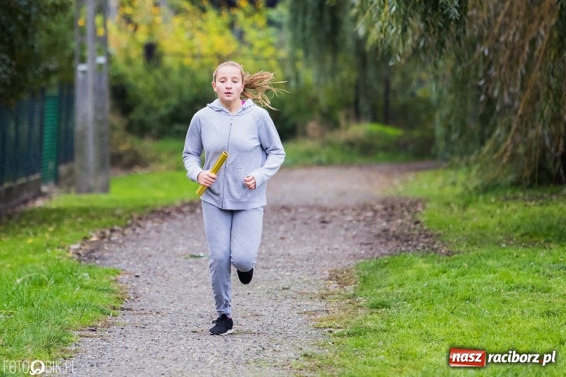 Zdjęcie w galerii na portalu naszraciborz.pl: Gminne sztafetowe biegi przełajowe w Tworkowie wiadomości z regionu