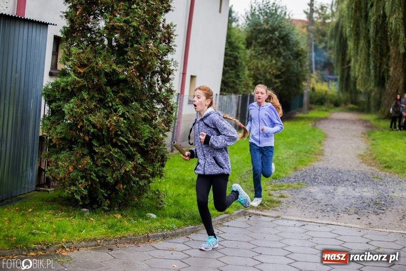 Zdjęcie w galerii na portalu naszraciborz.pl: Gminne sztafetowe biegi przełajowe w Tworkowie wiadomości z regionu