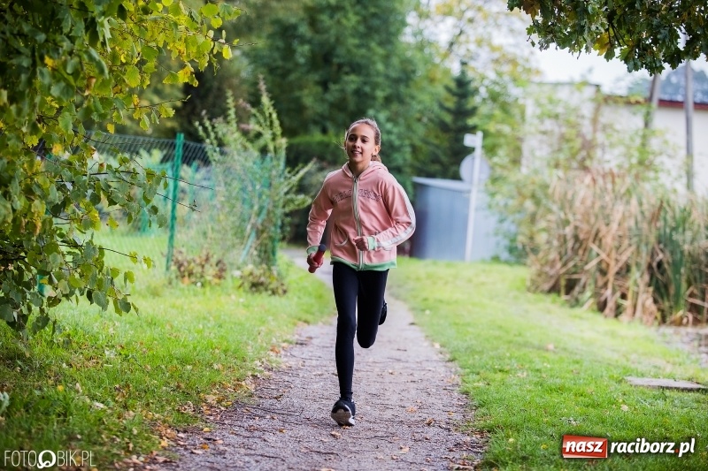 Zdjęcie w galerii na portalu naszraciborz.pl: Gminne sztafetowe biegi przełajowe w Tworkowie wiadomości z regionu