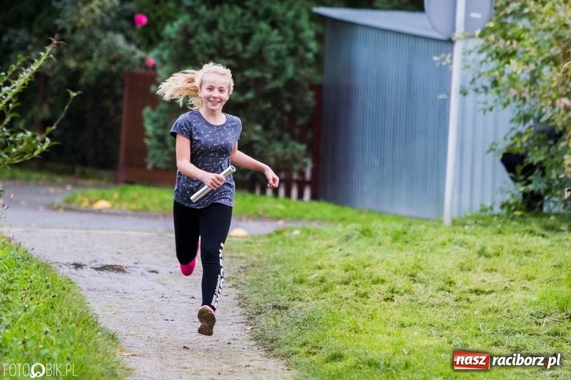 Zdjęcie w galerii na portalu naszraciborz.pl: Gminne sztafetowe biegi przełajowe w Tworkowie wiadomości z regionu