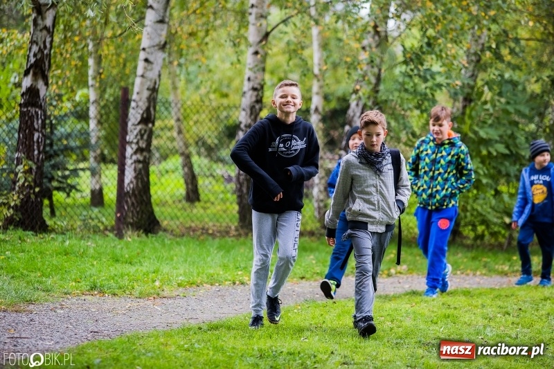 Zdjęcie w galerii na portalu naszraciborz.pl: Gminne sztafetowe biegi przełajowe w Tworkowie wiadomości z regionu