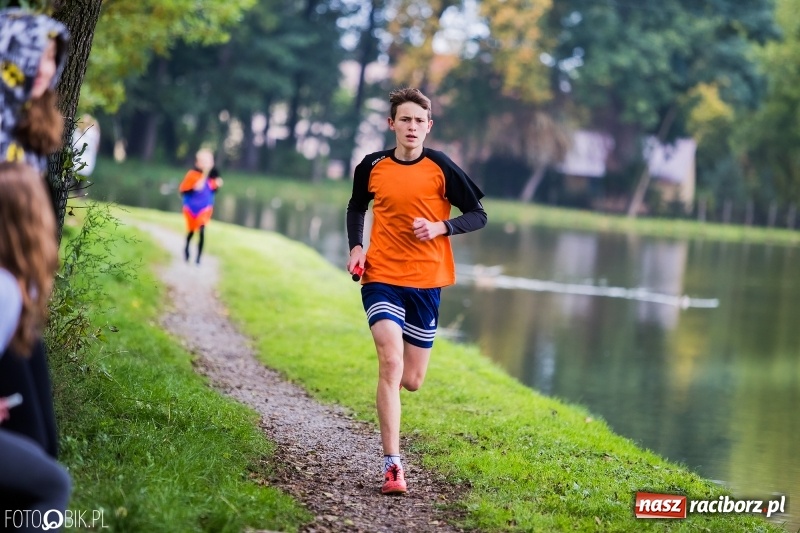 Zdjęcie w galerii na portalu naszraciborz.pl: Gminne sztafetowe biegi przełajowe w Tworkowie wiadomości z regionu