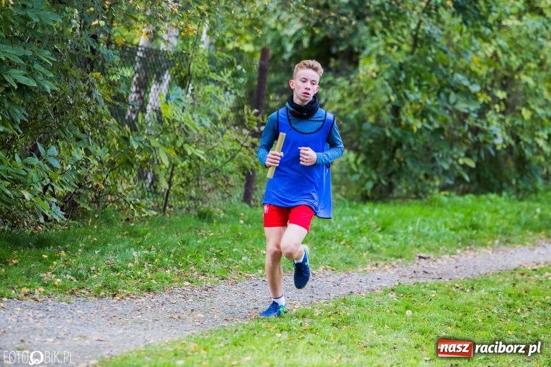 Zdjęcie w galerii na portalu naszraciborz.pl: Gminne sztafetowe biegi przełajowe w Tworkowie wiadomości z regionu