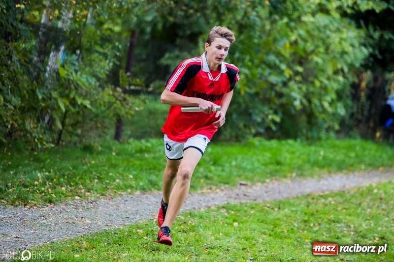 Zdjęcie w galerii na portalu naszraciborz.pl: Gminne sztafetowe biegi przełajowe w Tworkowie wiadomości z regionu