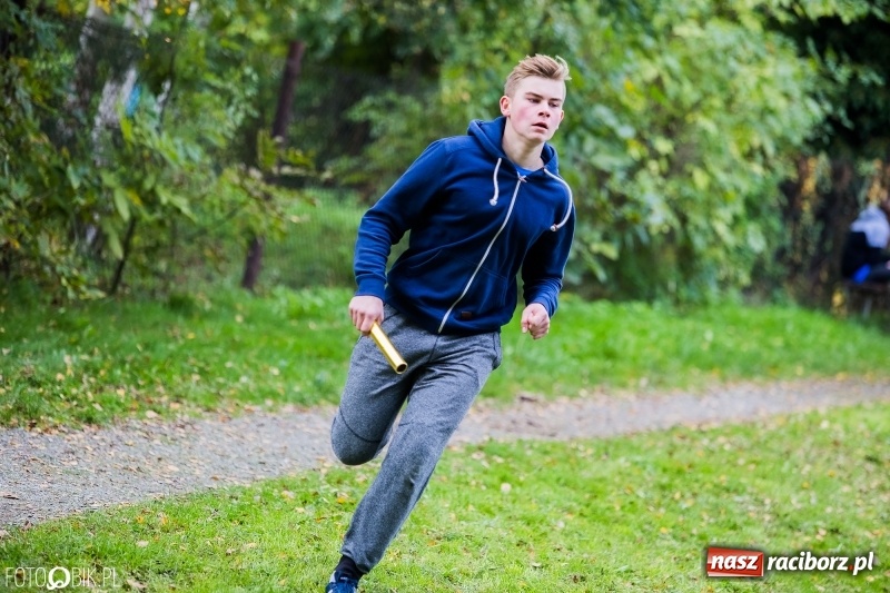 Zdjęcie w galerii na portalu naszraciborz.pl: Gminne sztafetowe biegi przełajowe w Tworkowie wiadomości z regionu