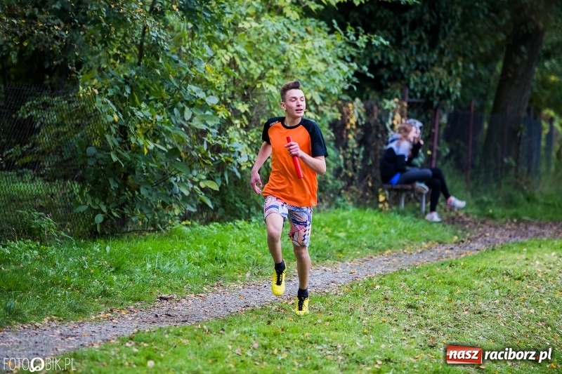 Zdjęcie w galerii na portalu naszraciborz.pl: Gminne sztafetowe biegi przełajowe w Tworkowie wiadomości z regionu
