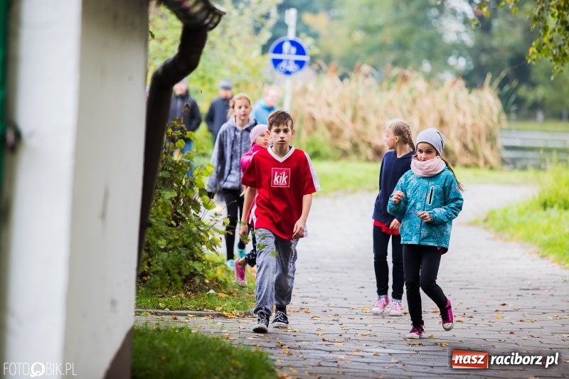 Zdjęcie w galerii na portalu naszraciborz.pl: Gminne sztafetowe biegi przełajowe w Tworkowie wiadomości z regionu