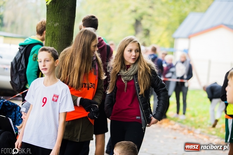 Zdjęcie w galerii na portalu naszraciborz.pl: Gminne sztafetowe biegi przełajowe w Tworkowie wiadomości z regionu