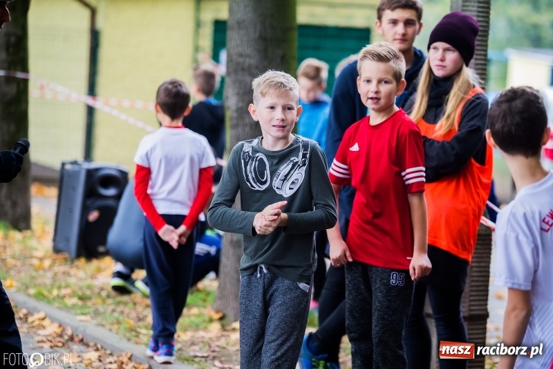 Zdjęcie w galerii na portalu naszraciborz.pl: Gminne sztafetowe biegi przełajowe w Tworkowie wiadomości z regionu