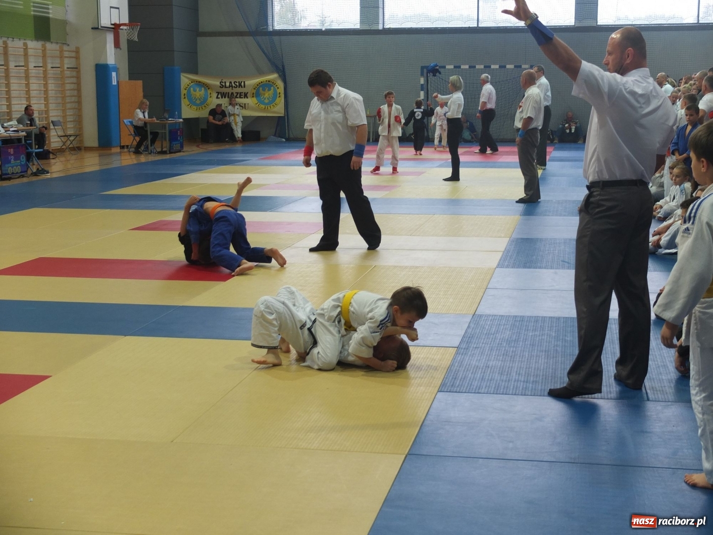 Zdjęcie w galerii na portalu naszraciborz.pl: Najmłodsi Łamatorzy na turnieju w Katowicach wiadomości z regionu