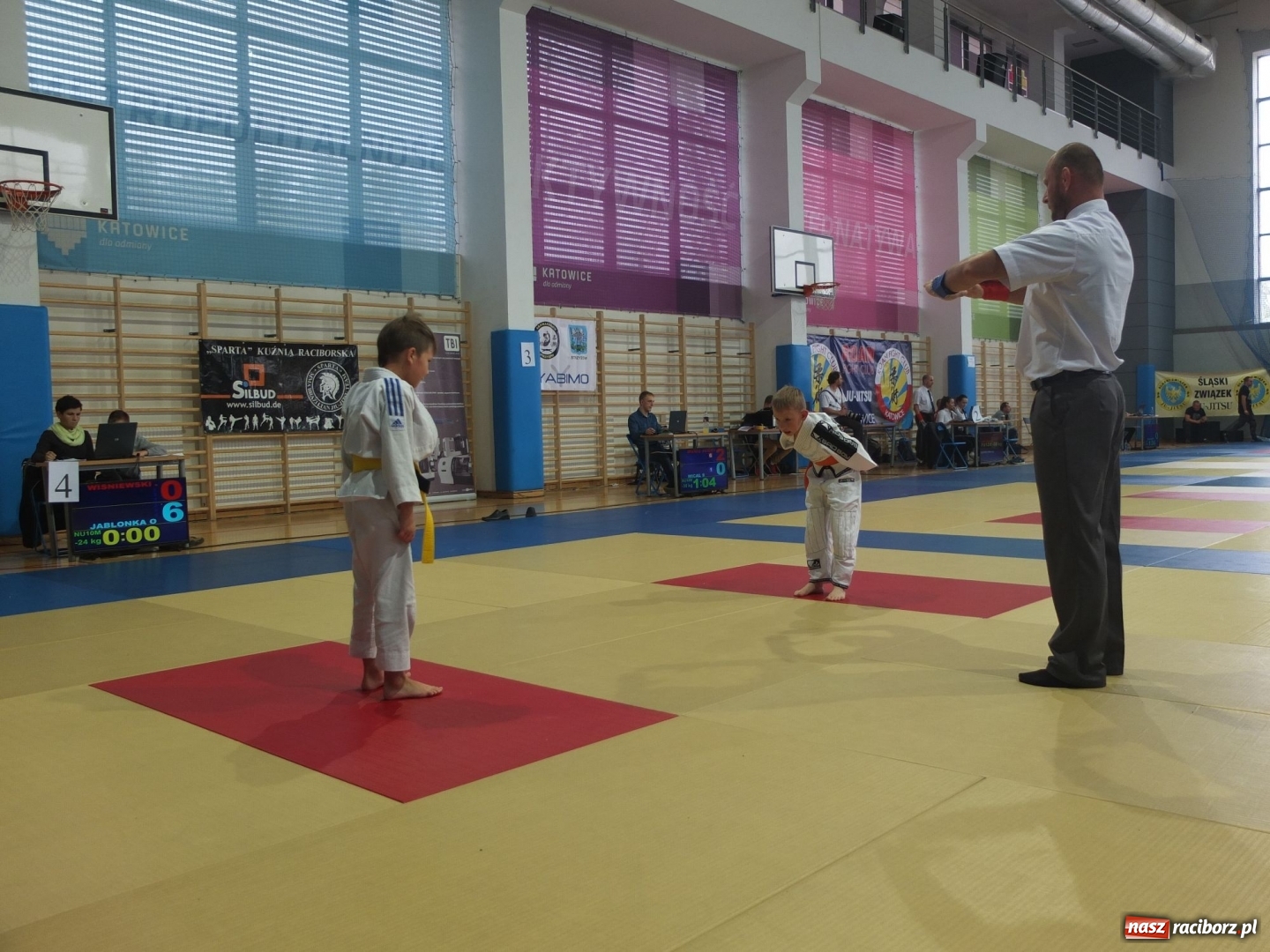 Zdjęcie w galerii na portalu naszraciborz.pl: Najmłodsi Łamatorzy na turnieju w Katowicach wiadomości z regionu