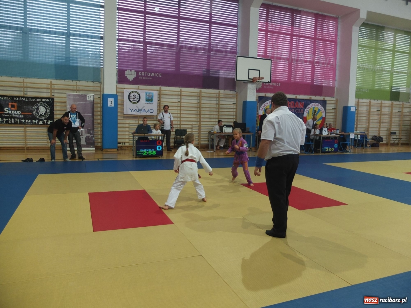 Zdjęcie w galerii na portalu naszraciborz.pl: Najmłodsi Łamatorzy na turnieju w Katowicach wiadomości z regionu