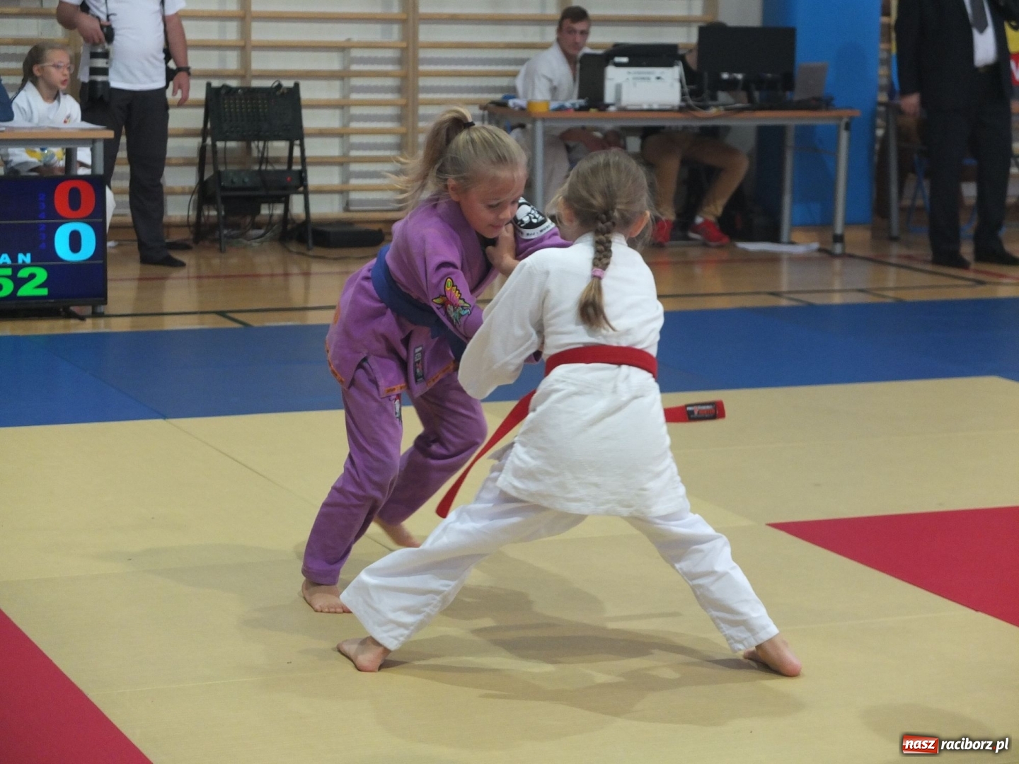 Zdjęcie w galerii na portalu naszraciborz.pl: Najmłodsi Łamatorzy na turnieju w Katowicach wiadomości z regionu