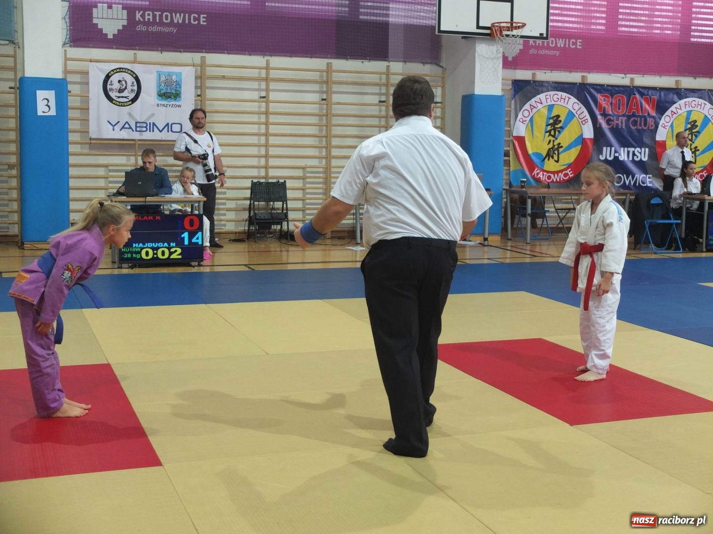 Zdjęcie w galerii na portalu naszraciborz.pl: Najmłodsi Łamatorzy na turnieju w Katowicach wiadomości z regionu