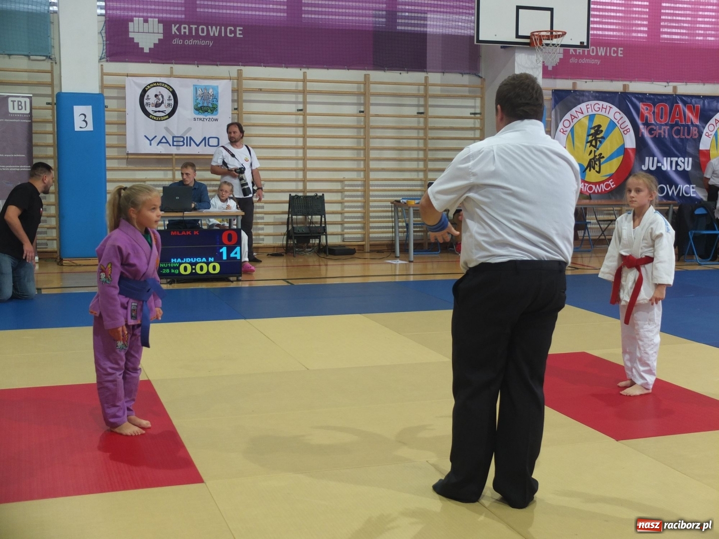 Zdjęcie w galerii na portalu naszraciborz.pl: Najmłodsi Łamatorzy na turnieju w Katowicach wiadomości z regionu