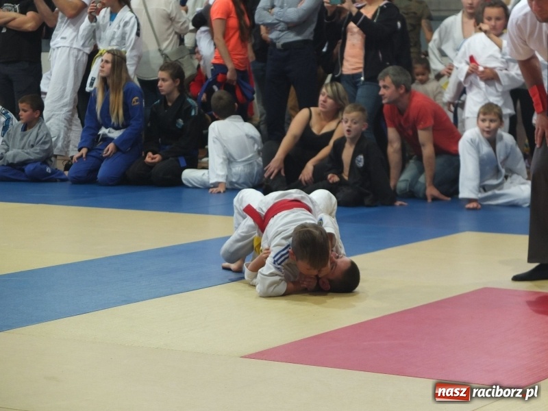 Zdjęcie w galerii na portalu naszraciborz.pl: Najmłodsi Łamatorzy na turnieju w Katowicach wiadomości z regionu