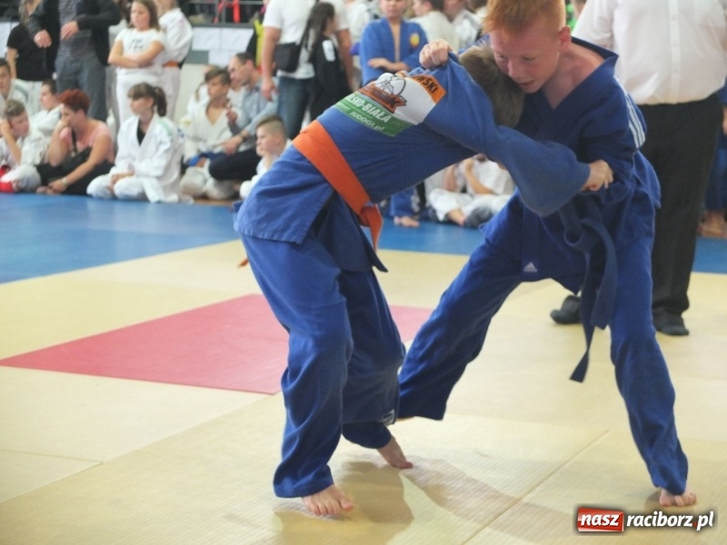 Zdjęcie w galerii na portalu naszraciborz.pl: Najmłodsi Łamatorzy na turnieju w Katowicach wiadomości z regionu