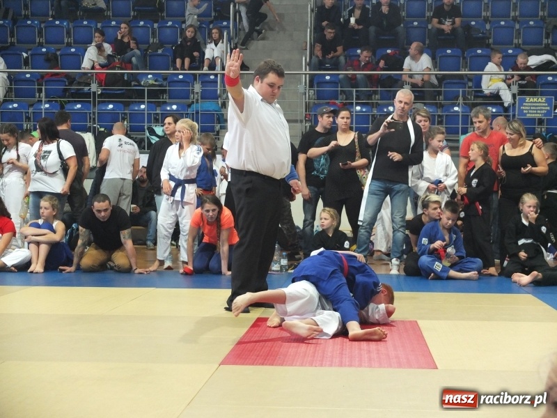 Zdjęcie w galerii na portalu naszraciborz.pl: Najmłodsi Łamatorzy na turnieju w Katowicach wiadomości z regionu