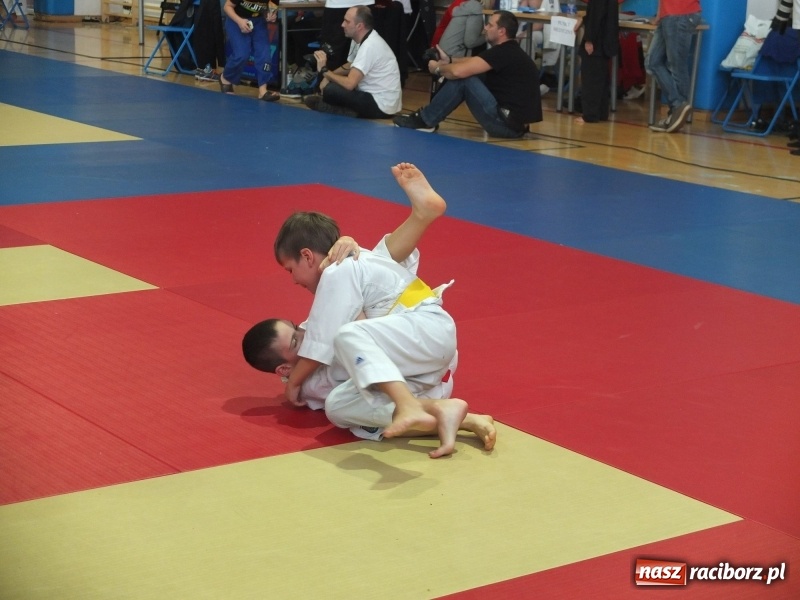 Zdjęcie w galerii na portalu naszraciborz.pl: Najmłodsi Łamatorzy na turnieju w Katowicach wiadomości z regionu