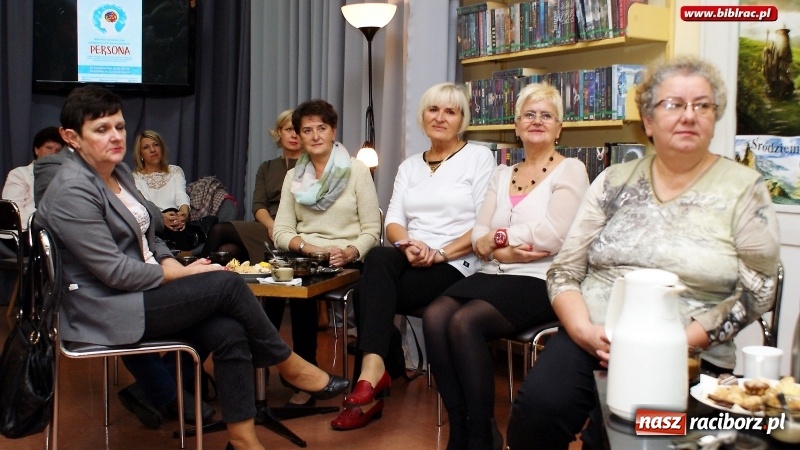 Zdjęcie w galerii na portalu naszraciborz.pl: Wernisaż wystawy Stowarzyszenia PERSONA w raciborskiej bibliotece wiadomości z regionu
