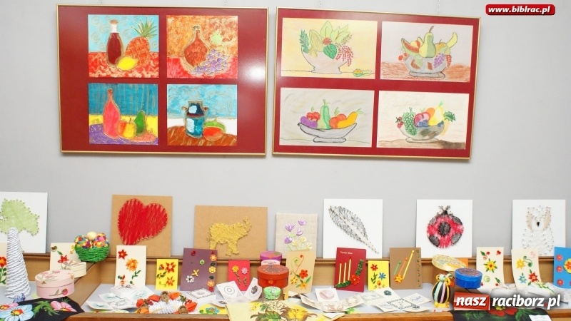 Zdjęcie w galerii na portalu naszraciborz.pl: Wernisaż wystawy Stowarzyszenia PERSONA w raciborskiej bibliotece wiadomości z regionu