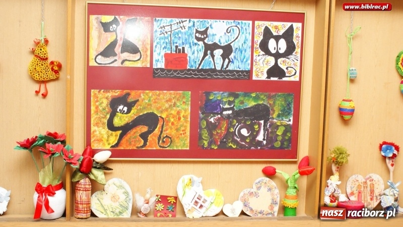 Zdjęcie w galerii na portalu naszraciborz.pl: Wernisaż wystawy Stowarzyszenia PERSONA w raciborskiej bibliotece wiadomości z regionu