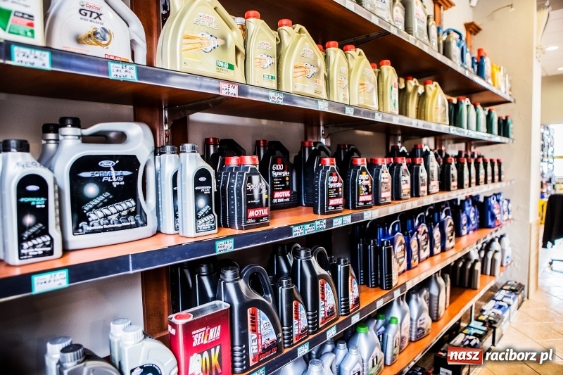 Zdjęcie w galerii na portalu naszraciborz.pl: Sklep motoryzacyjny Auto-Części Bogdan Derkowski zaprasza wszystkich klientów, tych stałych jak i nowych pod nowy adres wiadomości z regionu