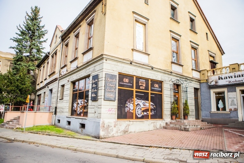 Zdjęcie w galerii na portalu naszraciborz.pl: Sklep motoryzacyjny Auto-Części Bogdan Derkowski zaprasza wszystkich klientów, tych stałych jak i nowych pod nowy adres wiadomości z regionu