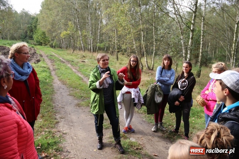 Zdjęcie w galerii na portalu naszraciborz.pl: Uczniowie z Nędzy z kolegami z Czech odkrywają tradycje kulinarne swoich babć wiadomości z regionu
