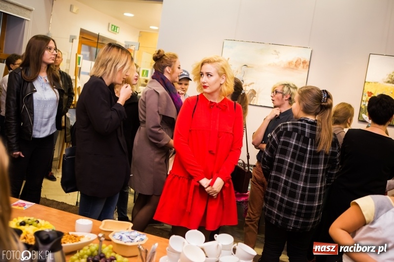 Zdjęcie w galerii na portalu naszraciborz.pl: Nowa wystawa w Galerii OBOK wiadomości z regionu