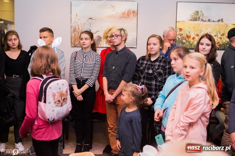 Zdjęcie w galerii na portalu naszraciborz.pl: Nowa wystawa w Galerii OBOK wiadomości z regionu