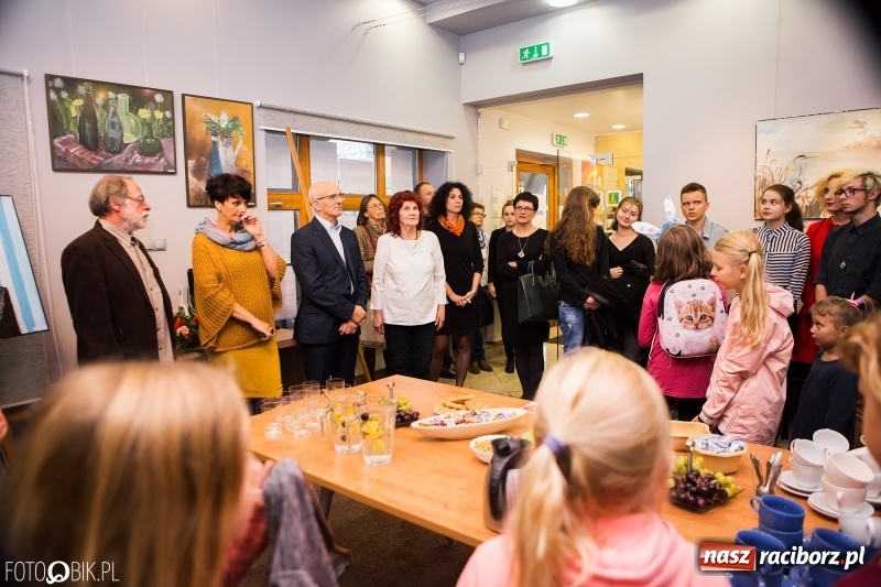 Zdjęcie w galerii na portalu naszraciborz.pl: Nowa wystawa w Galerii OBOK wiadomości z regionu