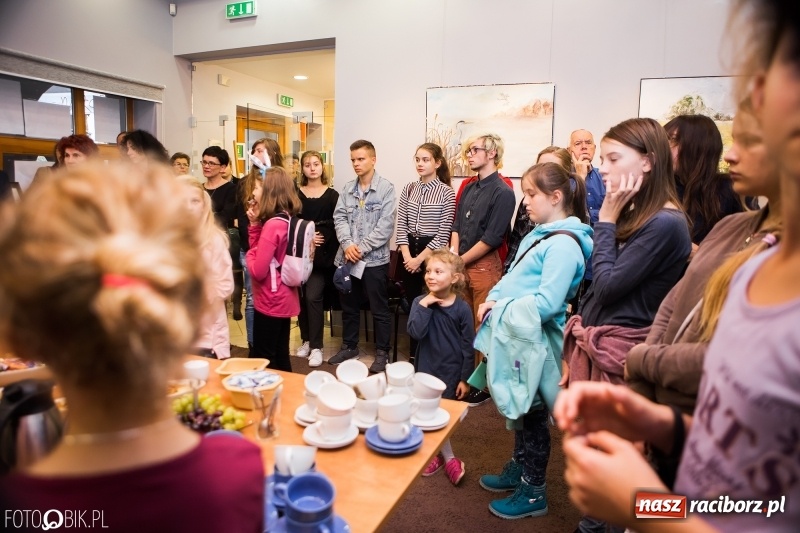 Zdjęcie w galerii na portalu naszraciborz.pl: Nowa wystawa w Galerii OBOK wiadomości z regionu