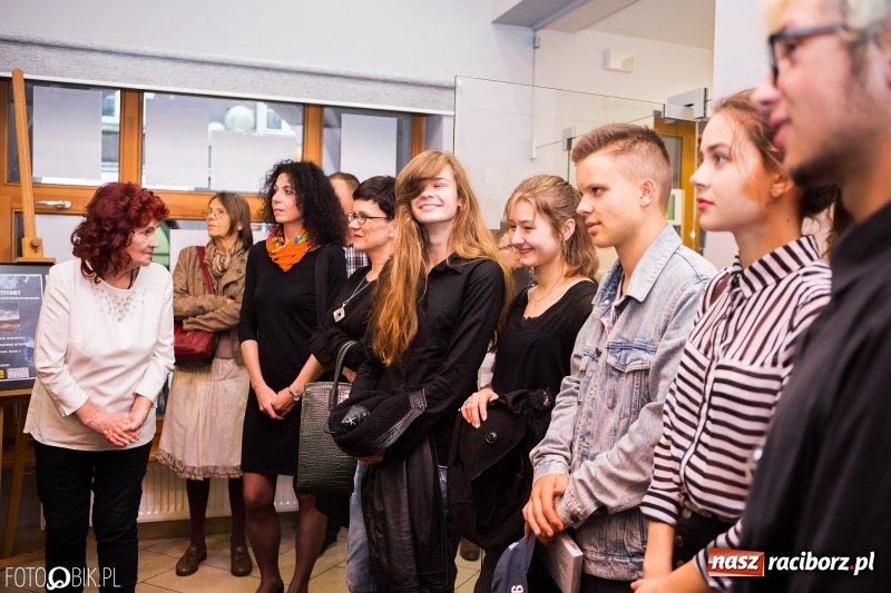 Zdjęcie w galerii na portalu naszraciborz.pl: Nowa wystawa w Galerii OBOK wiadomości z regionu