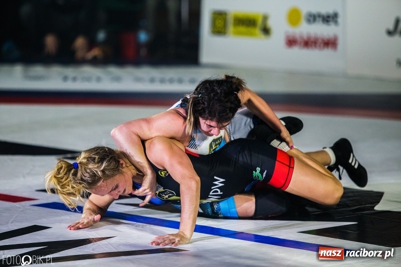 Zdjęcie w galerii na portalu naszraciborz.pl: MKZ Unia Racibórz pokonała Budowlanych Łódź. Świetny rzut Mateusza Zybały wiadomości z regionu