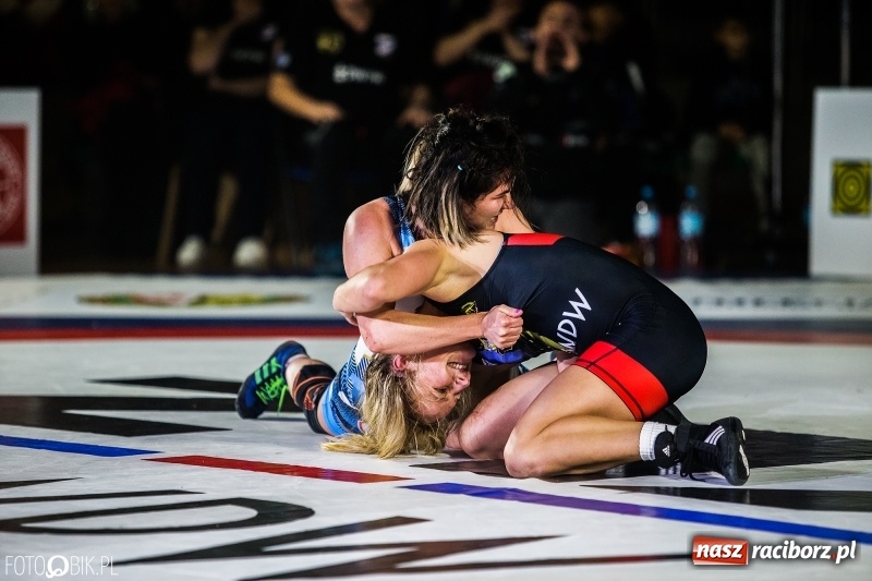 Zdjęcie w galerii na portalu naszraciborz.pl: MKZ Unia Racibórz pokonała Budowlanych Łódź. Świetny rzut Mateusza Zybały wiadomości z regionu