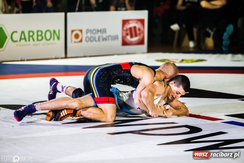 Zdjęcie w galerii na portalu naszraciborz.pl: MKZ Unia Racibórz pokonała Budowlanych Łódź. Świetny rzut Mateusza Zybały wiadomości z regionu