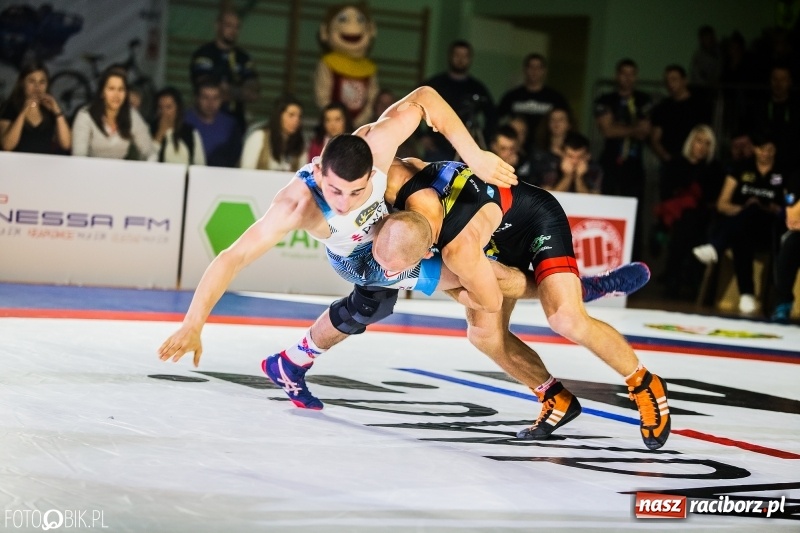 Zdjęcie w galerii na portalu naszraciborz.pl: MKZ Unia Racibórz pokonała Budowlanych Łódź. Świetny rzut Mateusza Zybały wiadomości z regionu