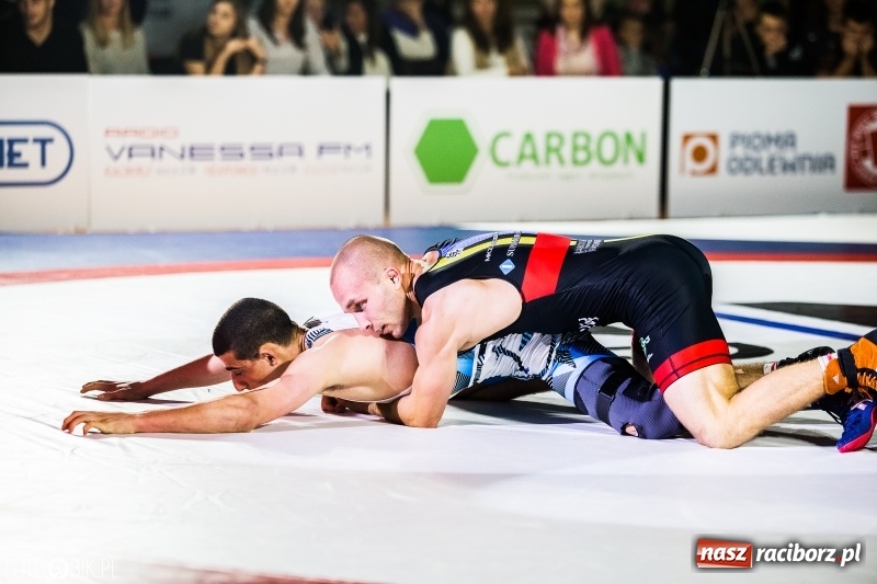 Zdjęcie w galerii na portalu naszraciborz.pl: MKZ Unia Racibórz pokonała Budowlanych Łódź. Świetny rzut Mateusza Zybały wiadomości z regionu