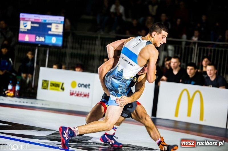 Zdjęcie w galerii na portalu naszraciborz.pl: MKZ Unia Racibórz pokonała Budowlanych Łódź. Świetny rzut Mateusza Zybały wiadomości z regionu