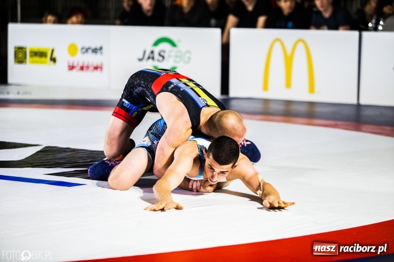 Zdjęcie w galerii na portalu naszraciborz.pl: MKZ Unia Racibórz pokonała Budowlanych Łódź. Świetny rzut Mateusza Zybały wiadomości z regionu