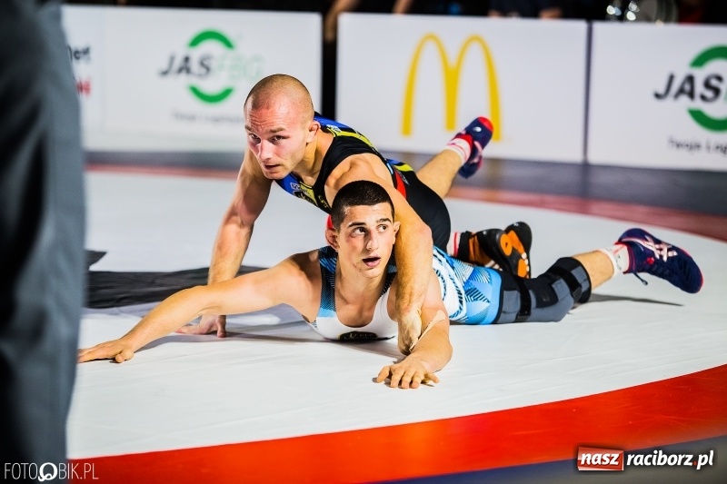 Zdjęcie w galerii na portalu naszraciborz.pl: MKZ Unia Racibórz pokonała Budowlanych Łódź. Świetny rzut Mateusza Zybały wiadomości z regionu