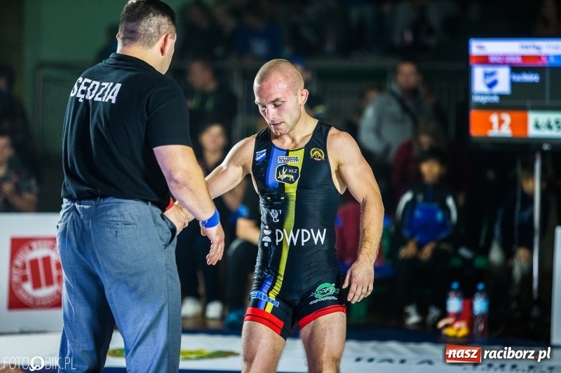 Zdjęcie w galerii na portalu naszraciborz.pl: MKZ Unia Racibórz pokonała Budowlanych Łódź. Świetny rzut Mateusza Zybały wiadomości z regionu