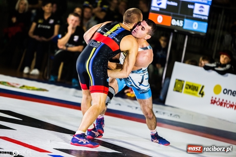 Zdjęcie w galerii na portalu naszraciborz.pl: MKZ Unia Racibórz pokonała Budowlanych Łódź. Świetny rzut Mateusza Zybały wiadomości z regionu