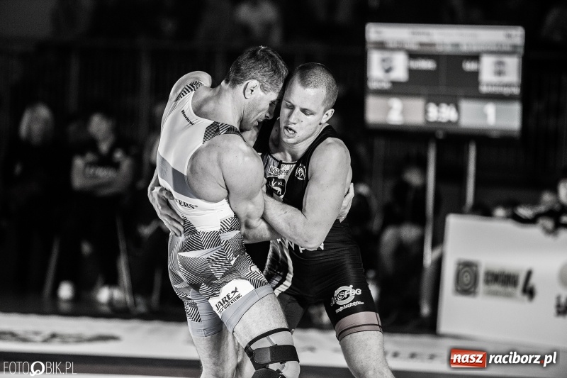 Zdjęcie w galerii na portalu naszraciborz.pl: MKZ Unia Racibórz pokonała Budowlanych Łódź. Świetny rzut Mateusza Zybały wiadomości z regionu