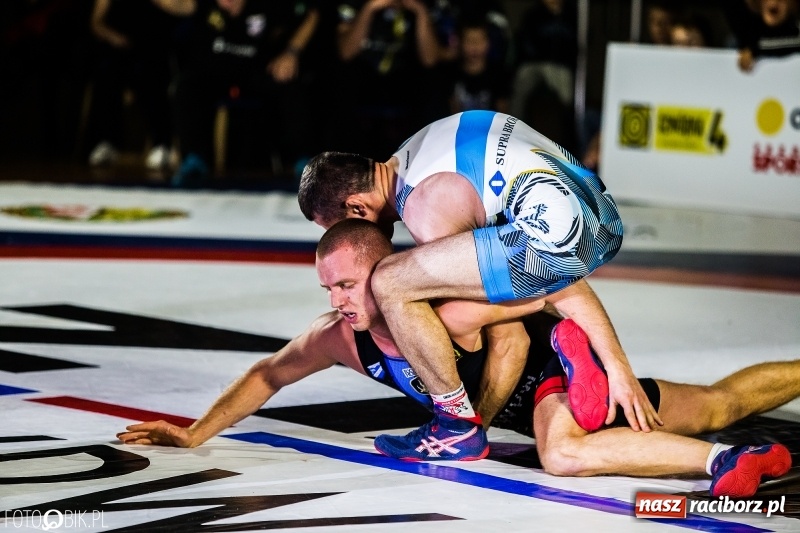 Zdjęcie w galerii na portalu naszraciborz.pl: MKZ Unia Racibórz pokonała Budowlanych Łódź. Świetny rzut Mateusza Zybały wiadomości z regionu