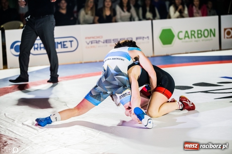 Zdjęcie w galerii na portalu naszraciborz.pl: MKZ Unia Racibórz pokonała Budowlanych Łódź. Świetny rzut Mateusza Zybały wiadomości z regionu